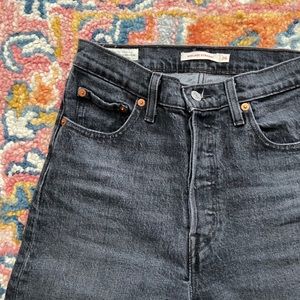 Levi’s Straight Ribcage Jeans